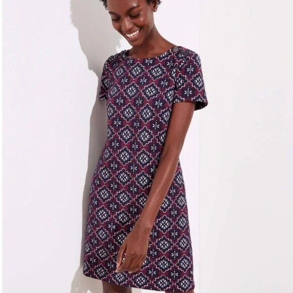 LOFT Dresses & Skirts - LOFT Medallion Jacquard Shoulder Button Dress Size 4